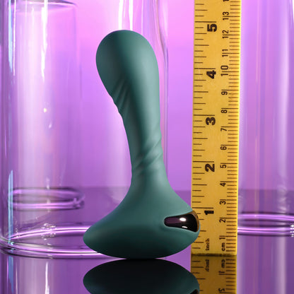 Gender X GOES ANYWHERE - Green 12.4 cm USB Rechargeable Vibrator